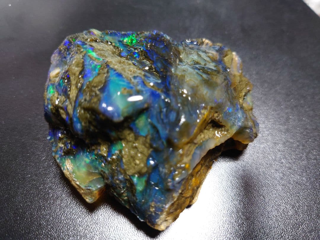 特大 【800CT】 エチオピア カーボン　オパール 原石 青　鉱物標本