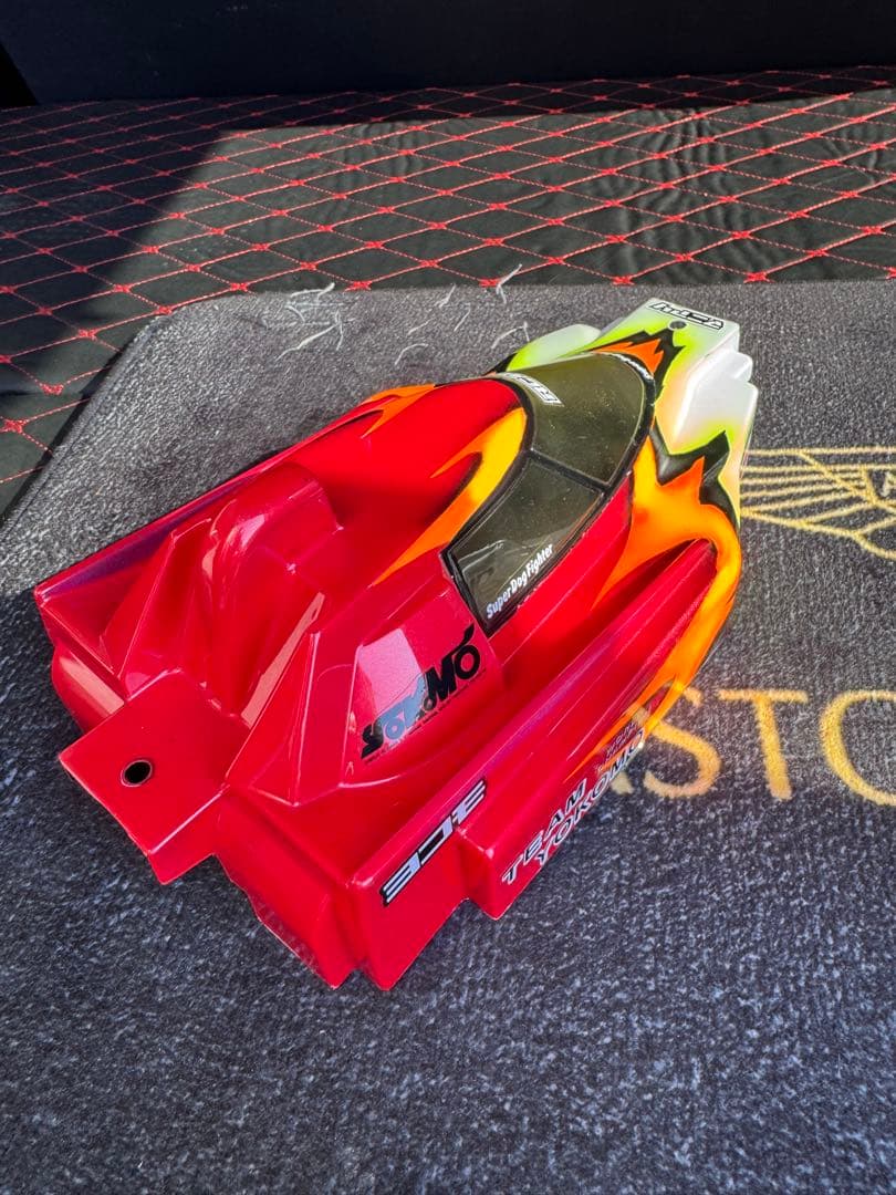 ヨコモ　スーパードックファイター　ボディ