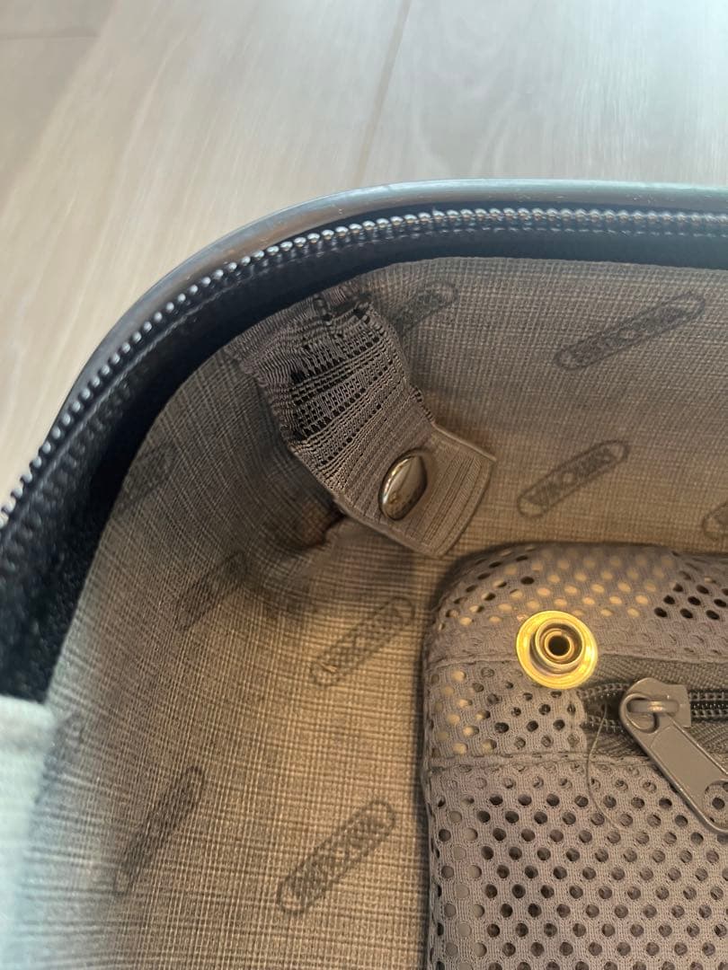 リモワ　サルサ　82L BLACK(割れあり)