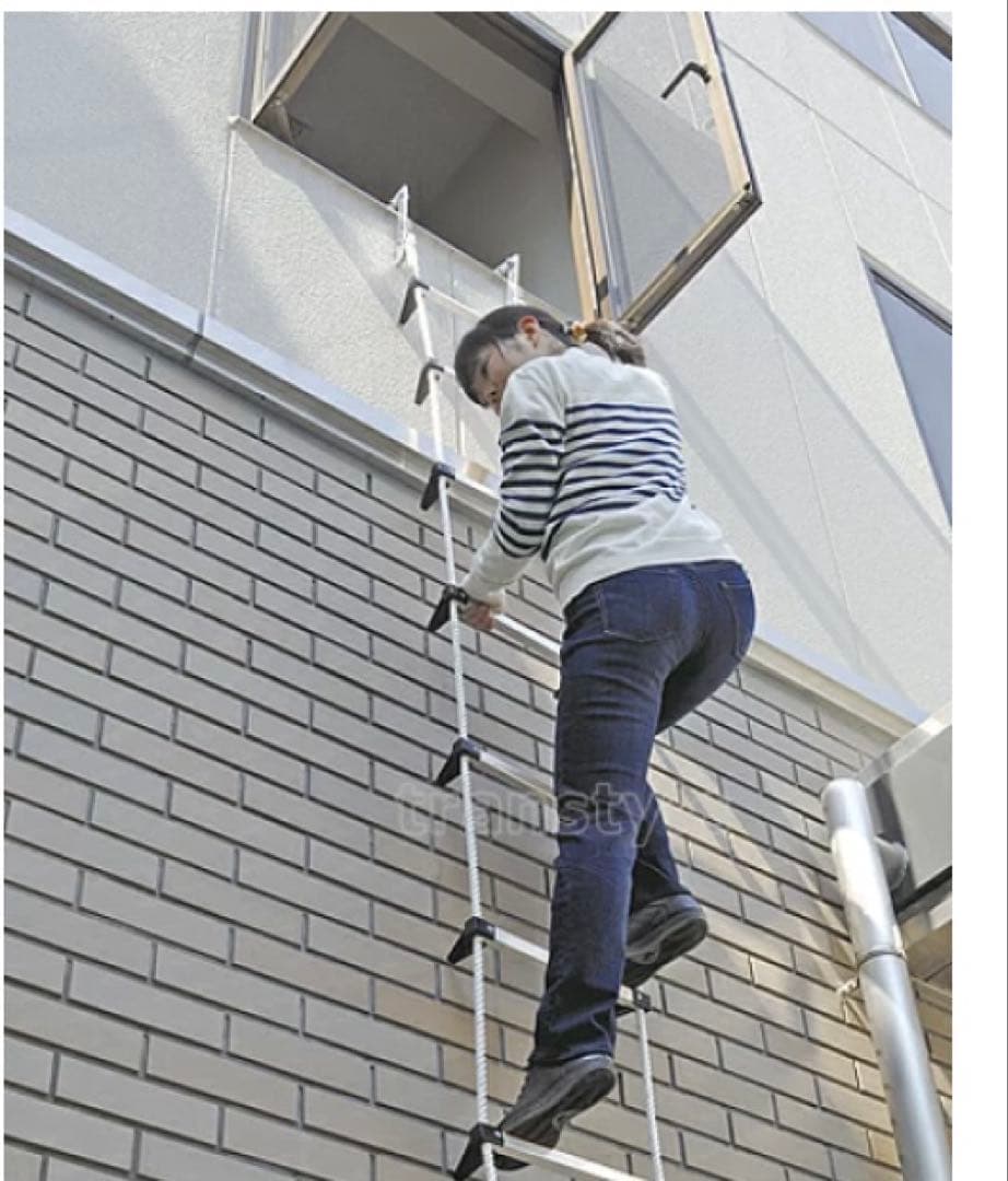 避難用 サンコー（株）タイタン 蛍光 避難はしごAPC-4型＆保管箱 避難 窓枠