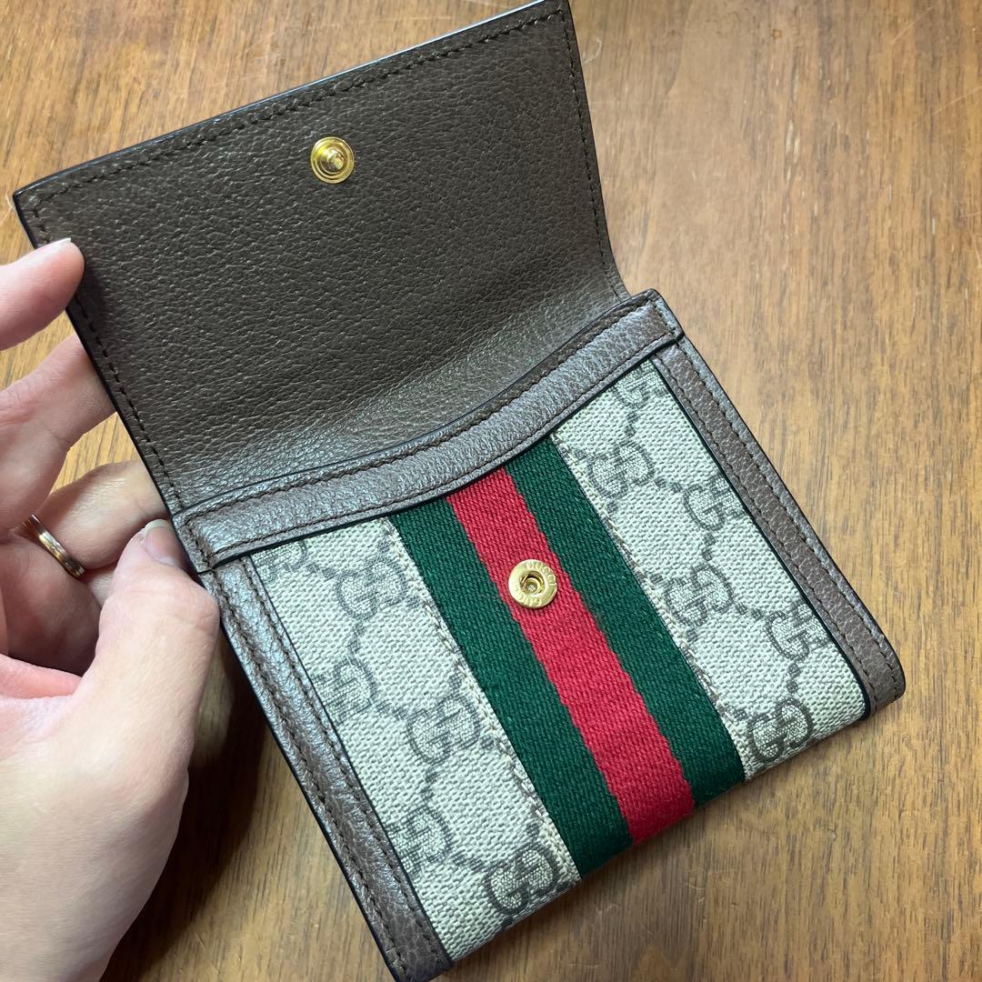 【美品】GUCCI GGロゴ 二つ折り財布
