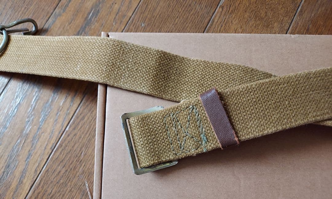 マルイAKMガスブロ SVOBODAウッドハンドガード&ストック スリング付き。