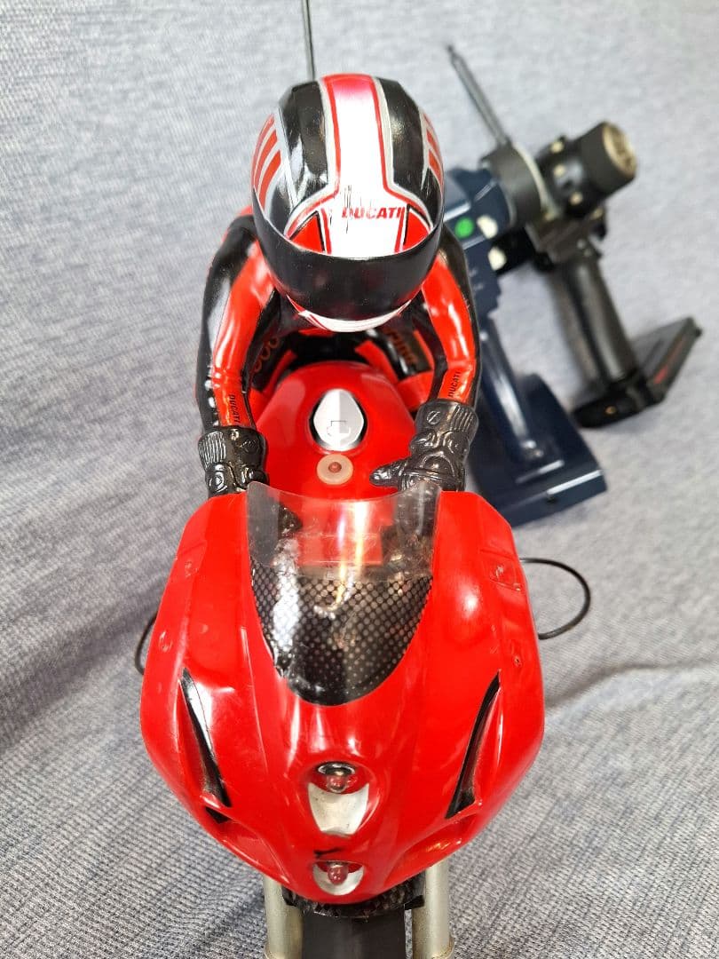 ThunderTiger 1/5 Ducati 999 R/C ラジコンバイク