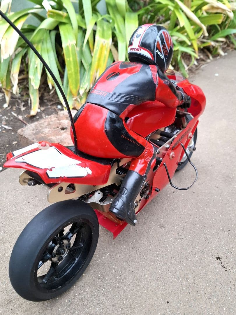 ThunderTiger 1/5 Ducati 999 R/C ラジコンバイク