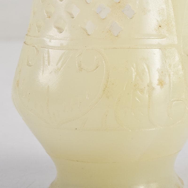 中国　玉石白玉彫刻　神獣刻　飾壷　置物　V　8868