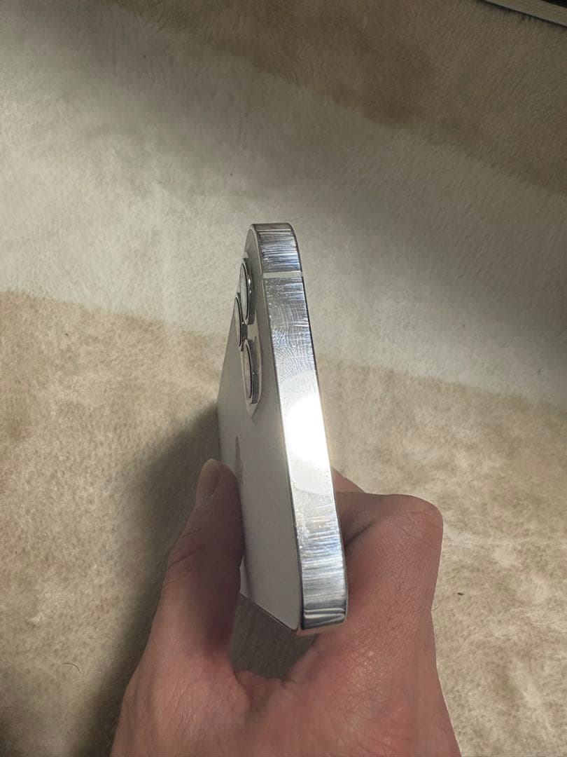 Apple iPhone 12Pro 128GBシルバー 本体