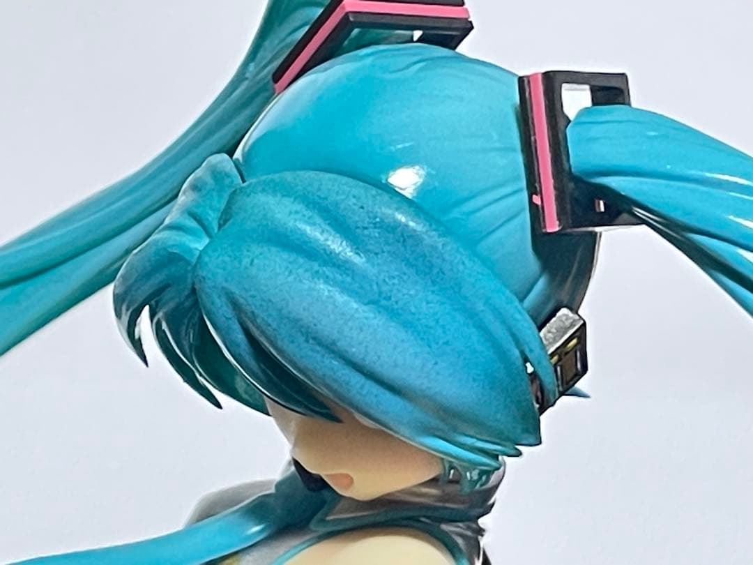 初音ミク Tony Ver. 1/7スケール フィギュア