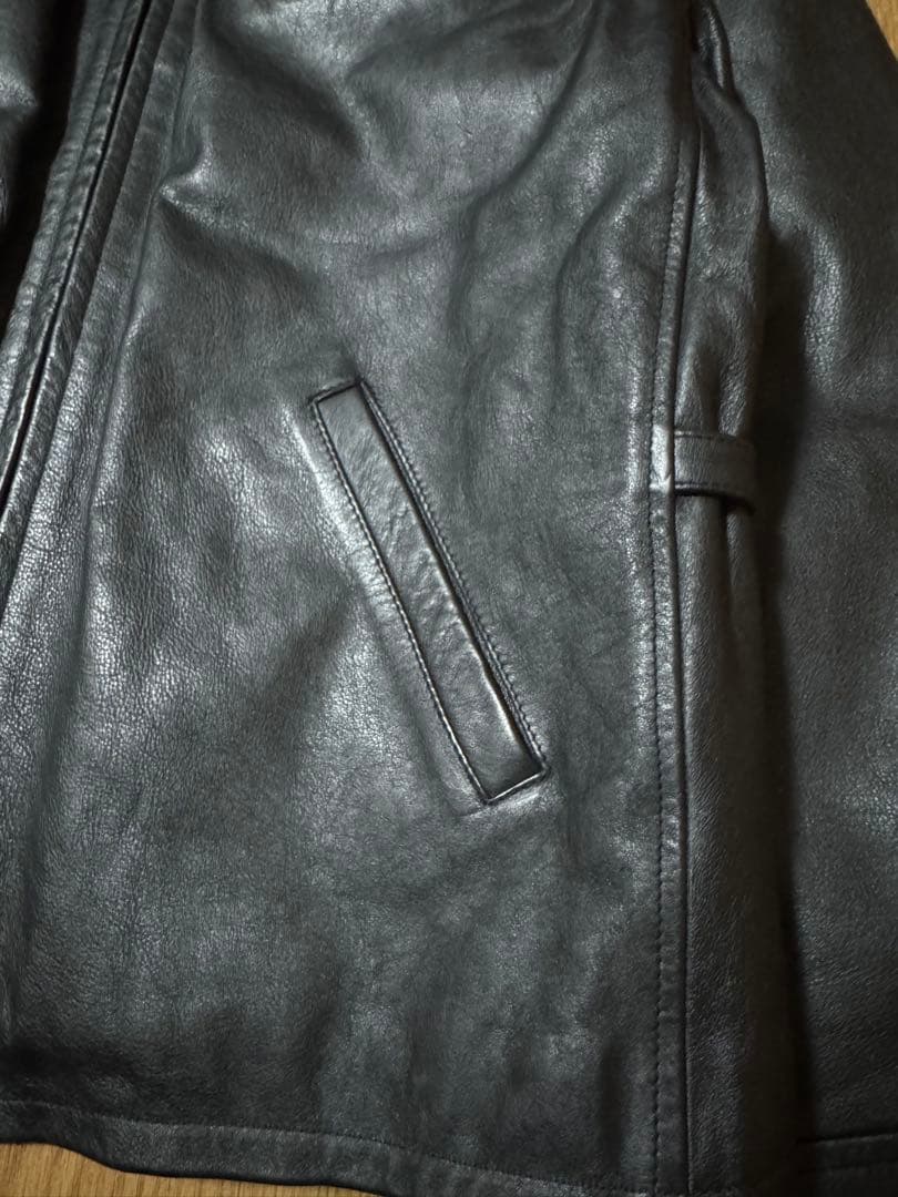 雰囲気抜群 ベネトン 短丈 レザージャケット 内側キルティング ブラック M