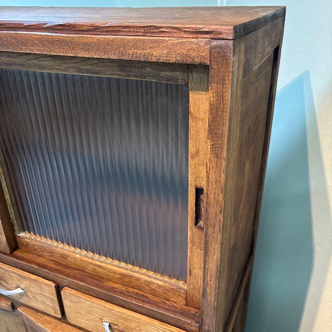 木製食器棚 アンティーク家具 波ガラス レトロ　ラック