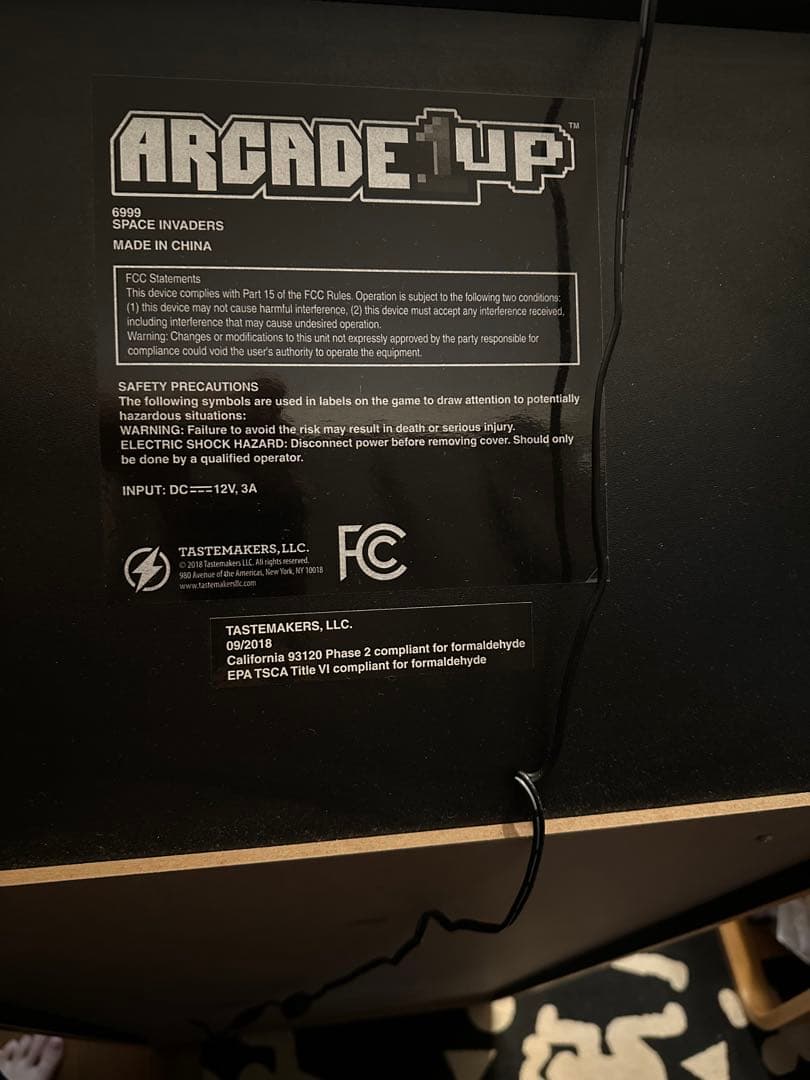 ARCADE1UP スペースインベーダー 40周年記念モデル