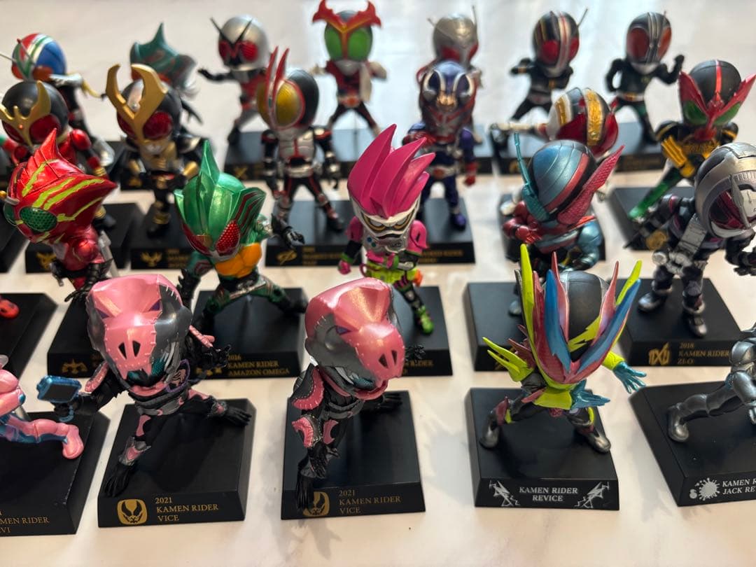 仮面ライダー　一番くじ　デフォルメクス　50周年