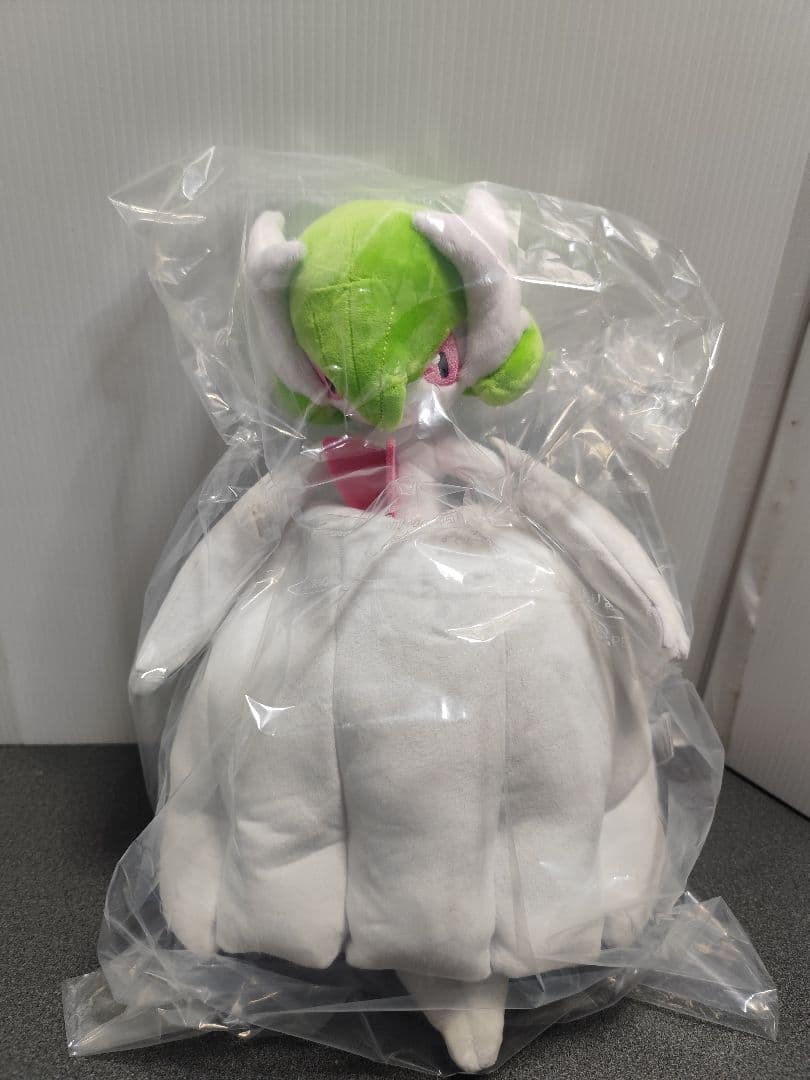 メガサーナイト ぬいぐるみ 未使用