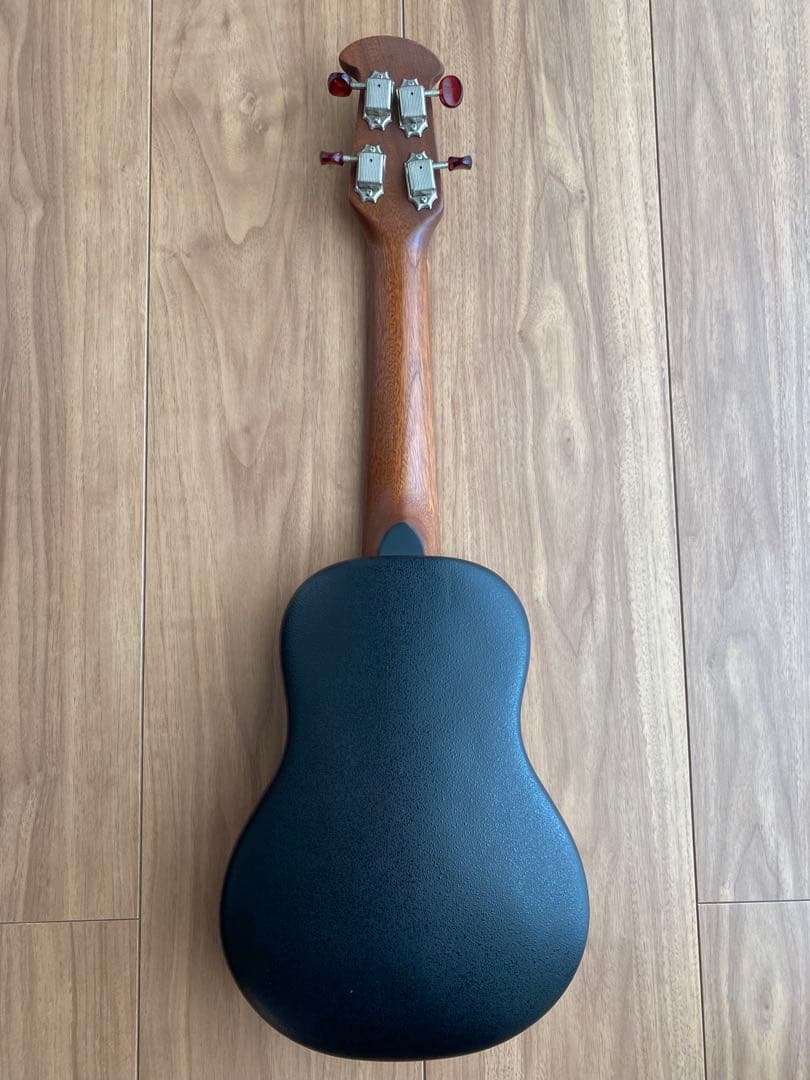 美品！アプローズ バイ オベーション UA20 ウクレレ 本体 ケース付き