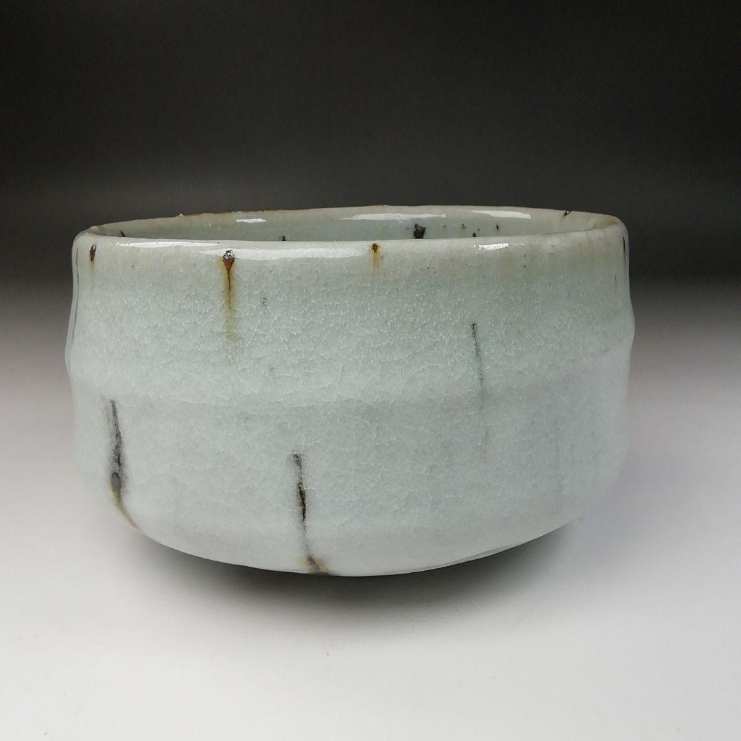Ｔ２２９　茶碗　『白釉流飛文』『西川實』　共箱　抹茶碗　茶道具