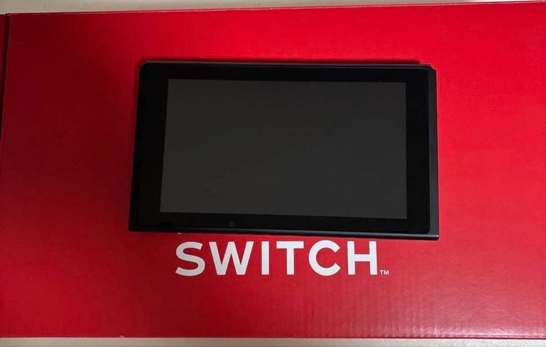 Nintendo Switch 本体 緑とピンクのJoy-Con