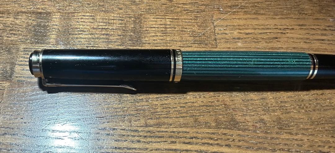 ペリカン万年筆　スーベレーンm600 14c F 黒金天冠　状態良好
