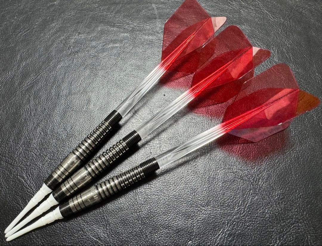 激レア トリニダード ロメロ タイプ1 岩田夏海モデル エスダーツ限定モデル