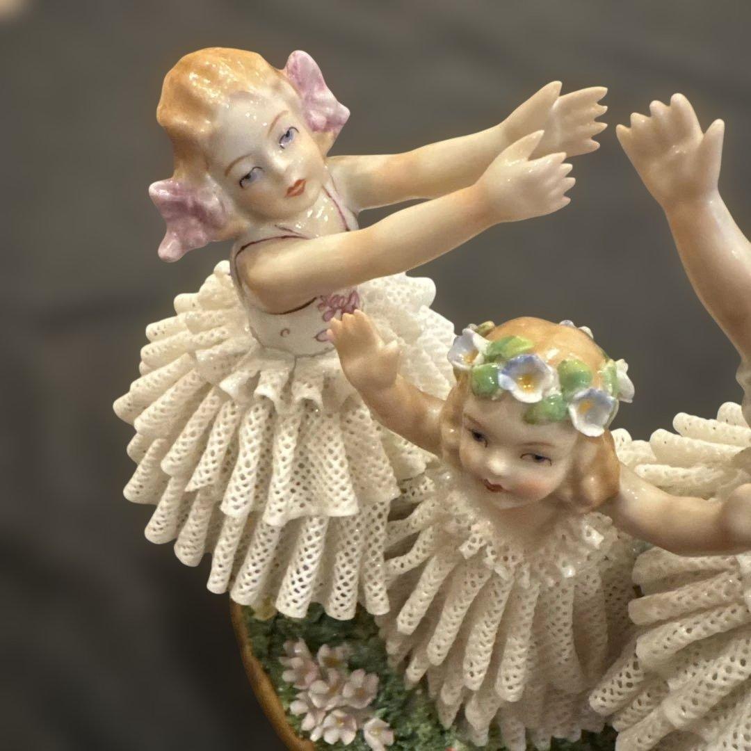 超希少ドイツマイセンドレスデン　ジッツェンドルフお花畑で遊ぶ少女