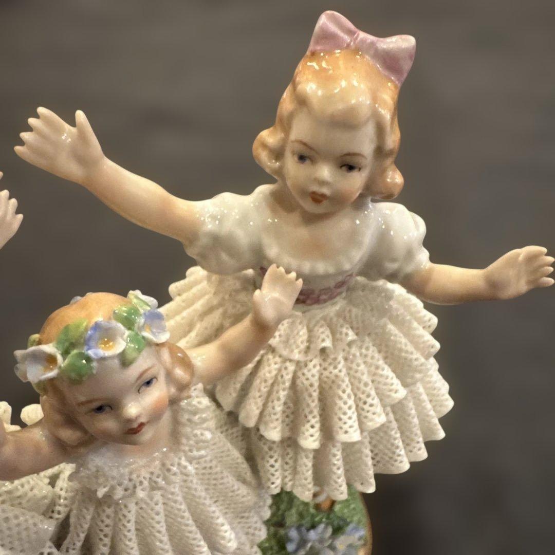 超希少ドイツマイセンドレスデン　ジッツェンドルフお花畑で遊ぶ少女