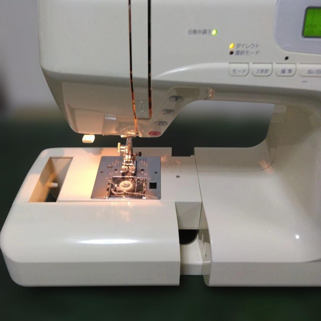 蛇の目ミシンメモリークラフト5100型。