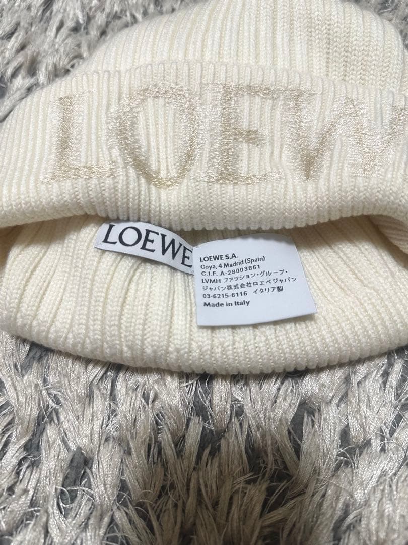 LOEWE ホワイト ニット帽 新品タグ付き
