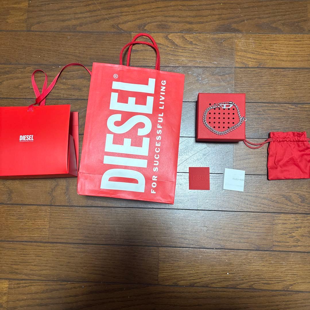 DIESELブレスレット