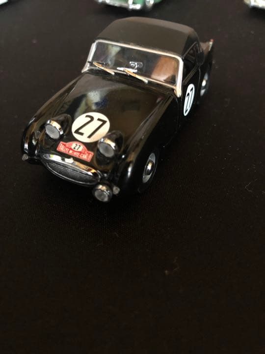 【美品】オースチンヒーレー　ミニカー4台セット