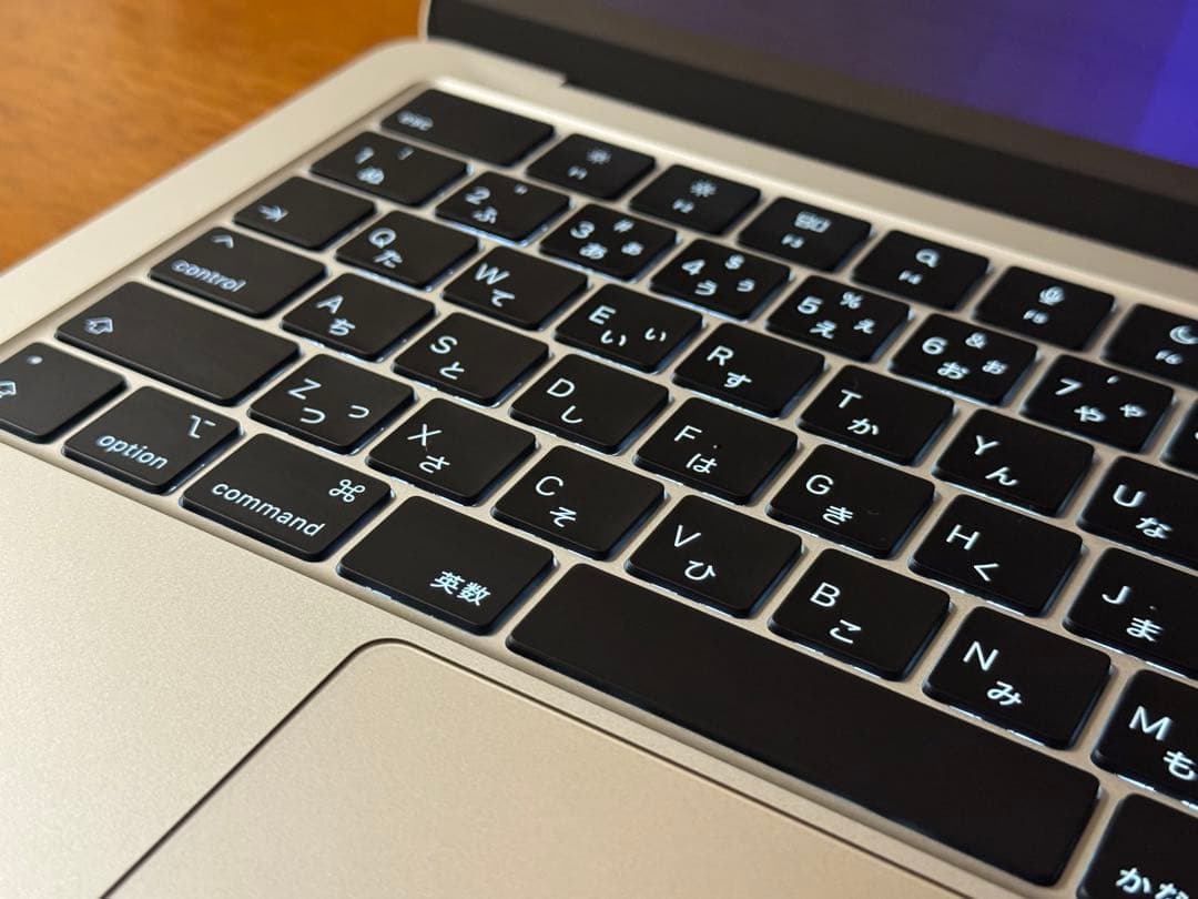 MacBook本体 Macbook Air M2 2022 8GB / 512GB