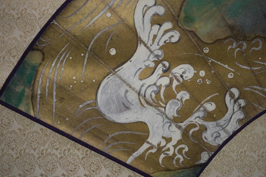 真作/松本一洋/扇面/山水松波図/金箔/布袋屋掛軸HI-347