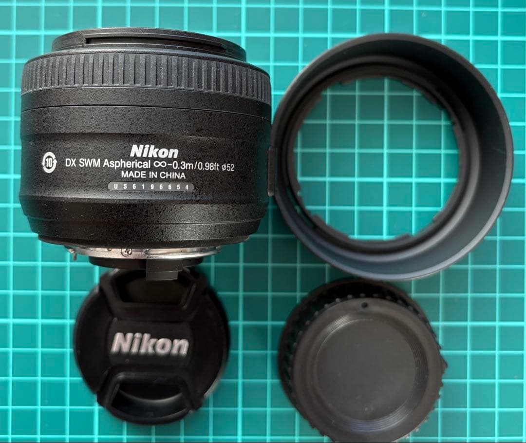 (未使用に近い)ニコンAF-S DX NIKKOR 35mm f/1.8G