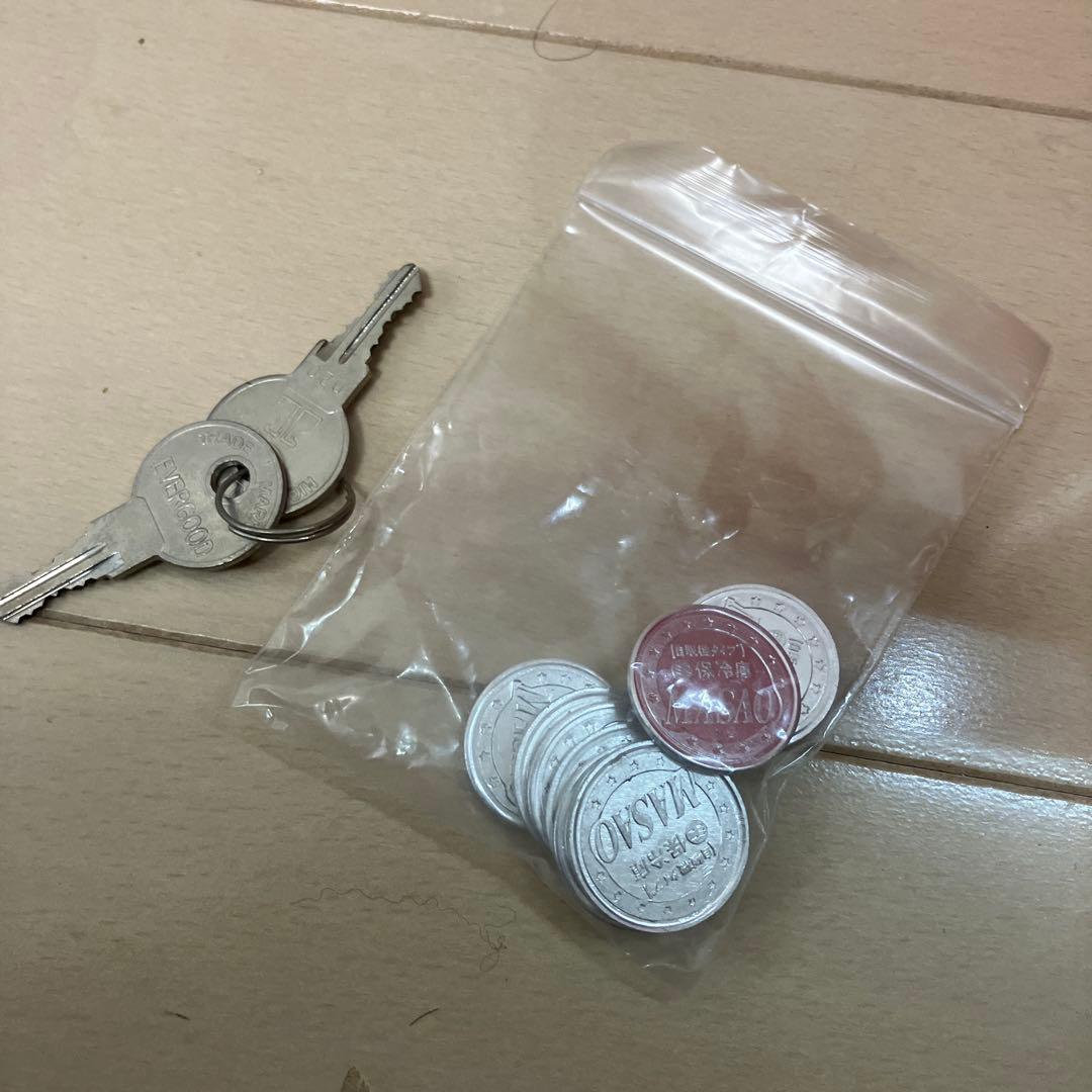 【希少】自動販売機型冷蔵庫 赤