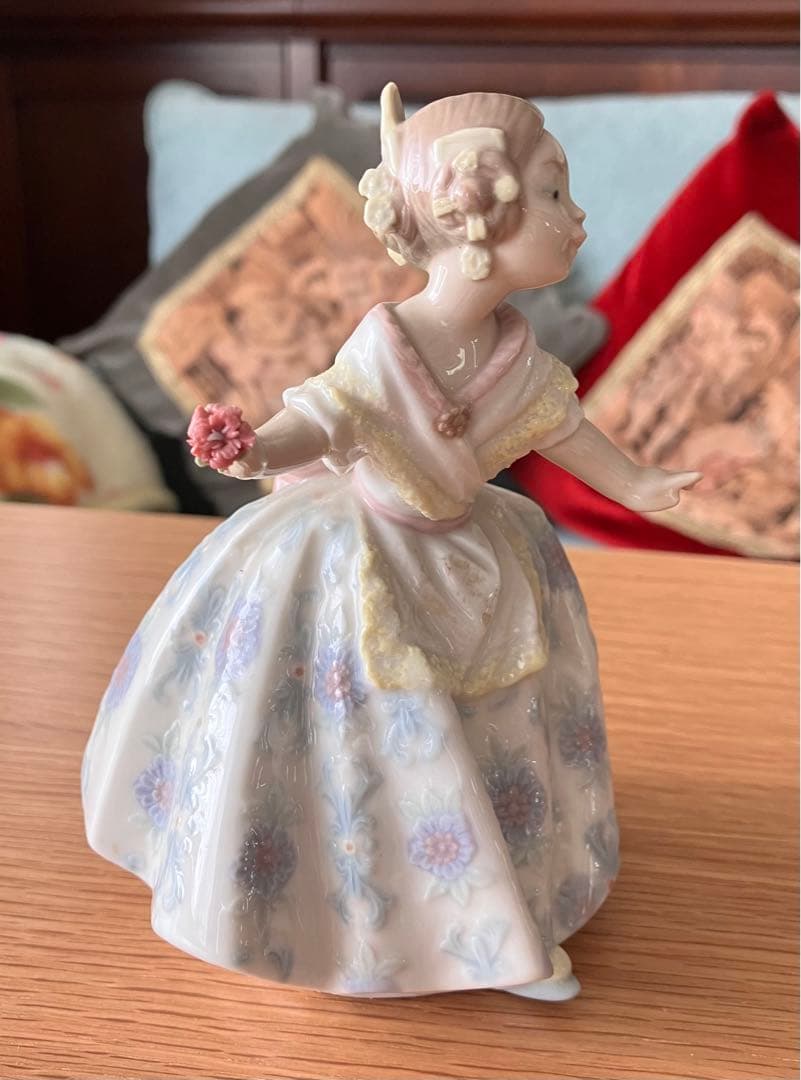 リヤドロ LLADRO フィギュリン 5375