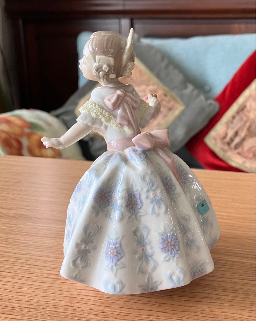 リヤドロ LLADRO フィギュリン 5375