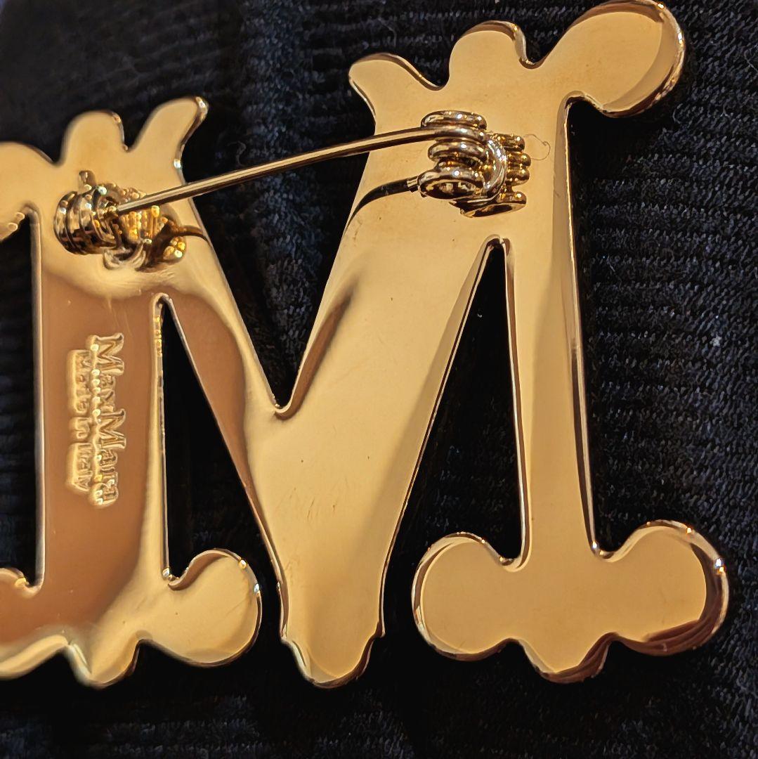 極美品✨MaxMara M字型ブローチ　ストーン　ゴールド金具　クリア　大粒