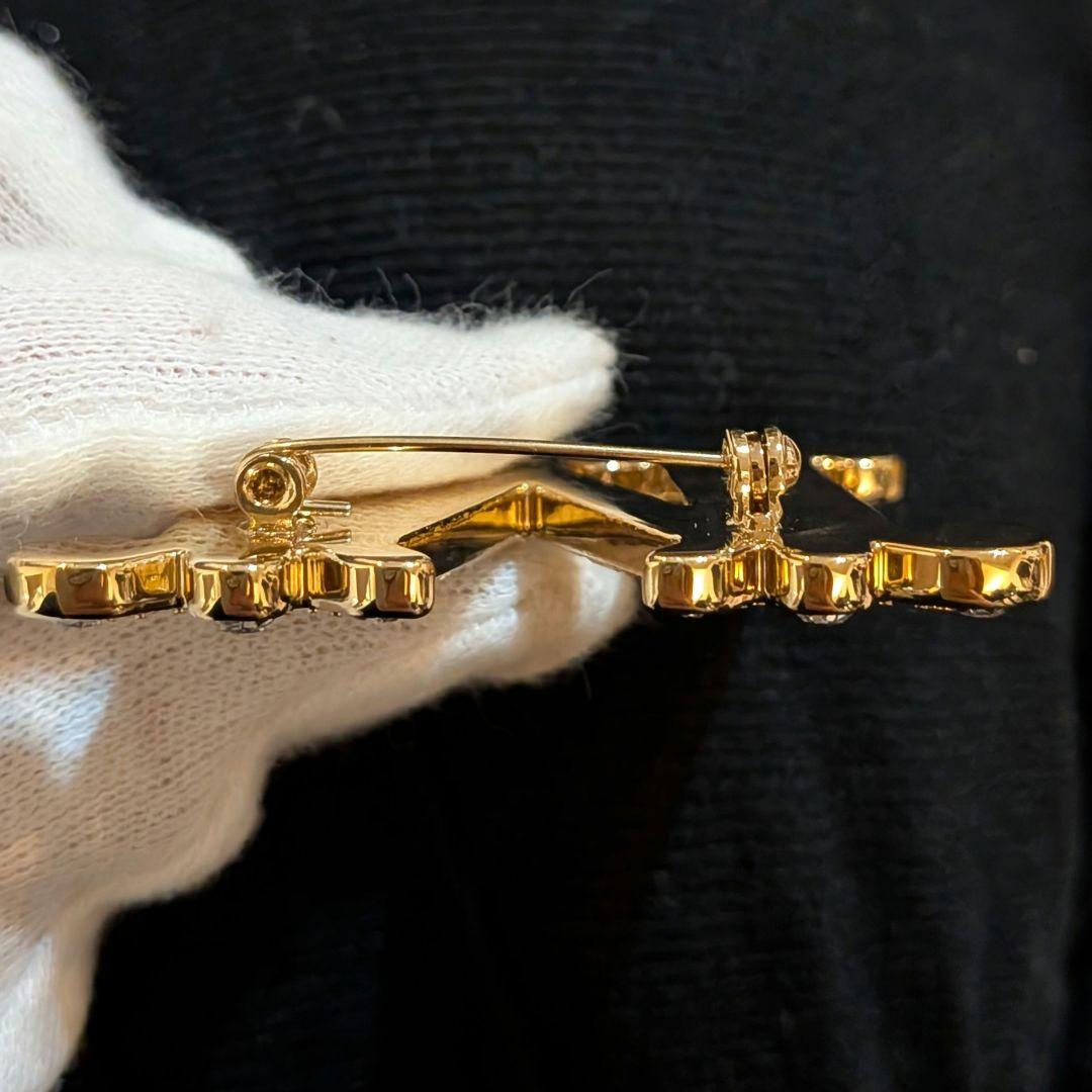 極美品✨MaxMara M字型ブローチ　ストーン　ゴールド金具　クリア　大粒