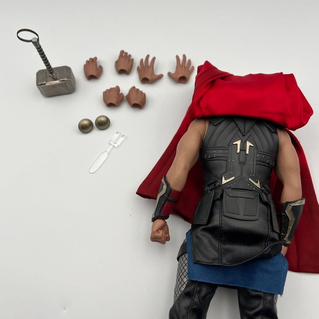 ホットトイズ　マイティーソー　ロキ　1/6　フィギュア　ライトアーマー　検