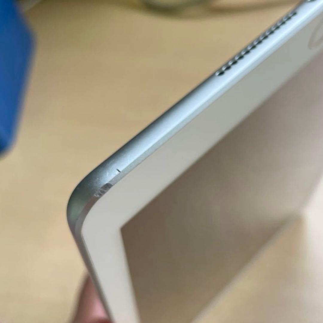 iPad 第6世代　A1893　Wi-Fiモデル　シルバー　32GB #E