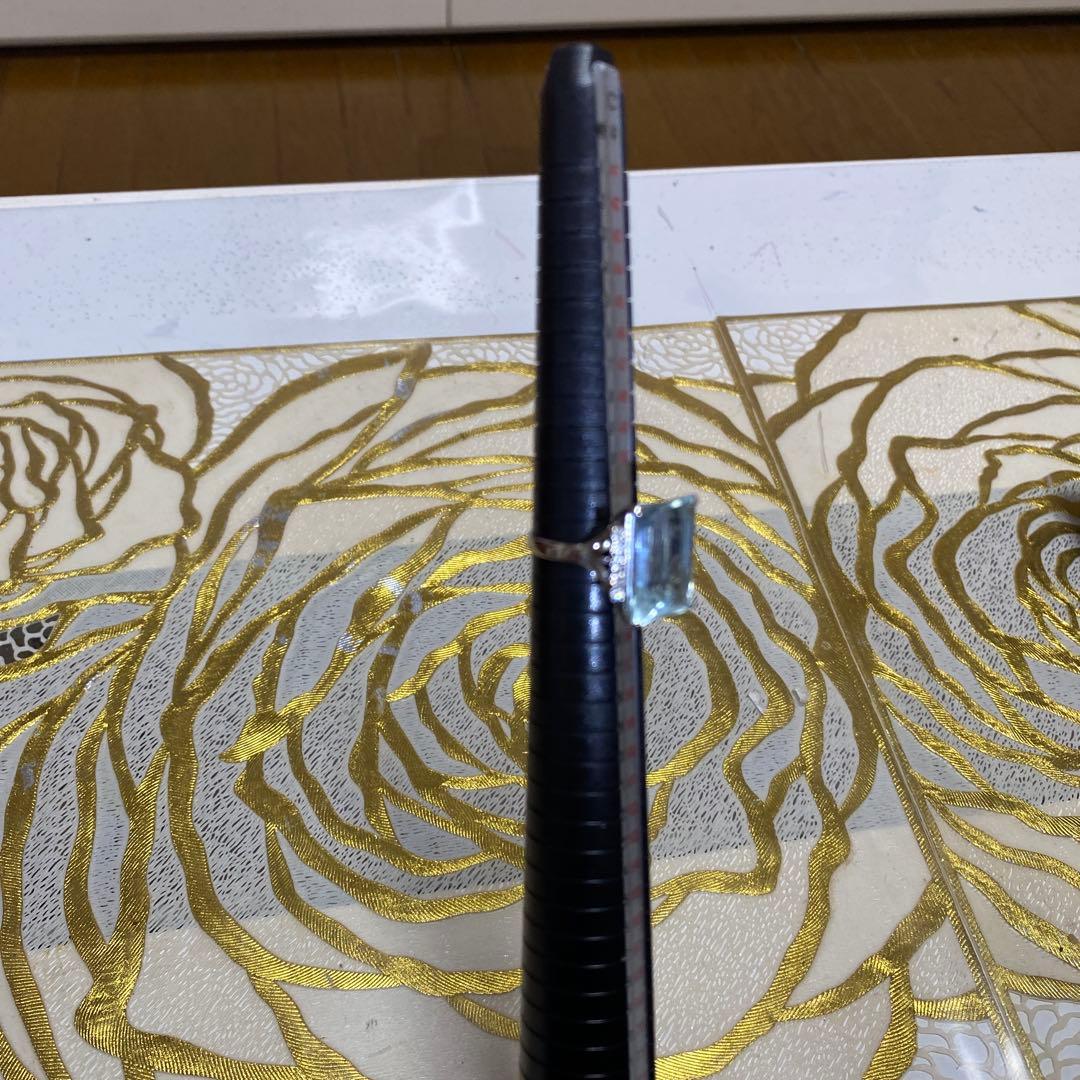 大粒アクアマリン13.88 ダイヤ0.31 プラチナ900リング　超お買い得