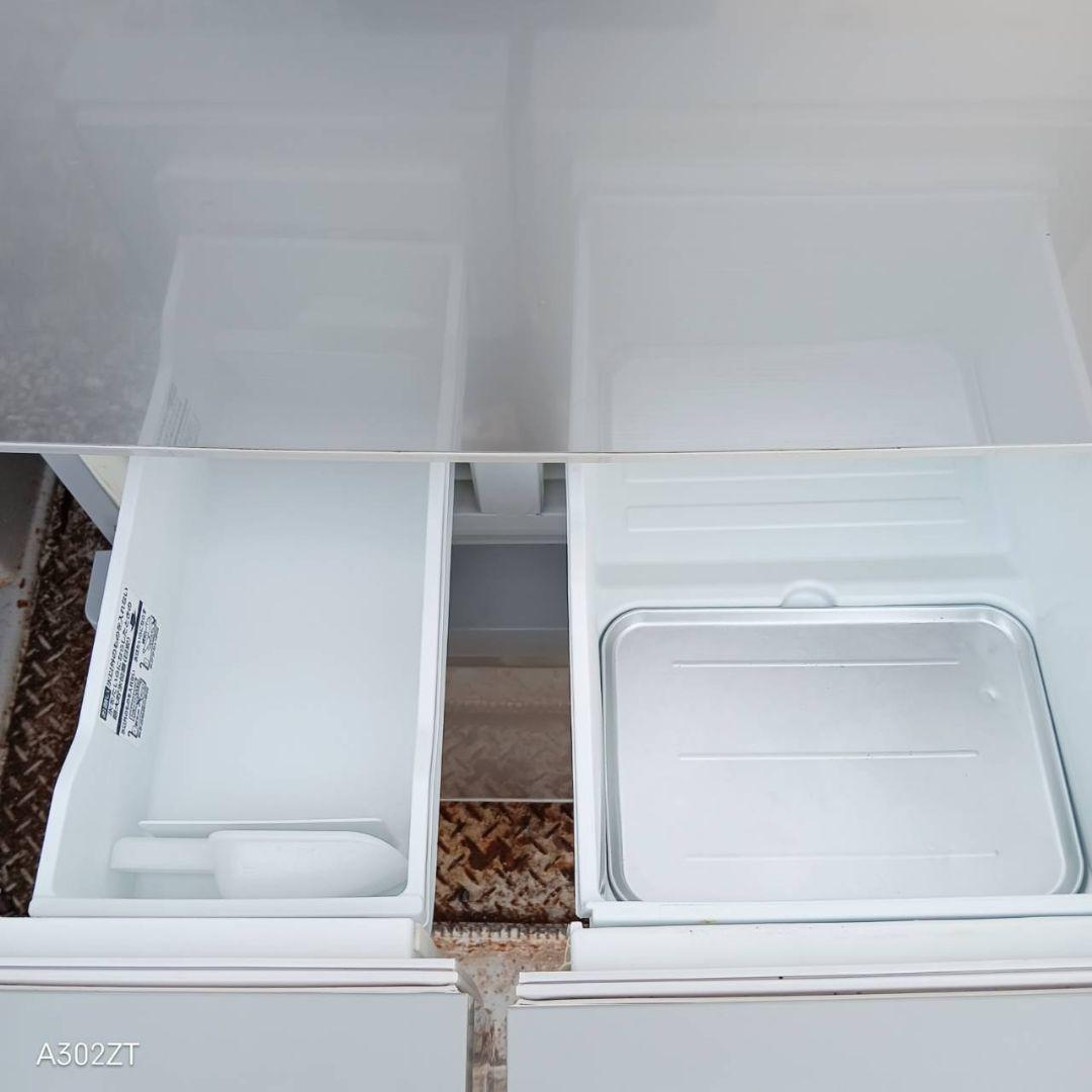 送料設置無料　東芝　自動製氷機能付き大型冷蔵庫　426L