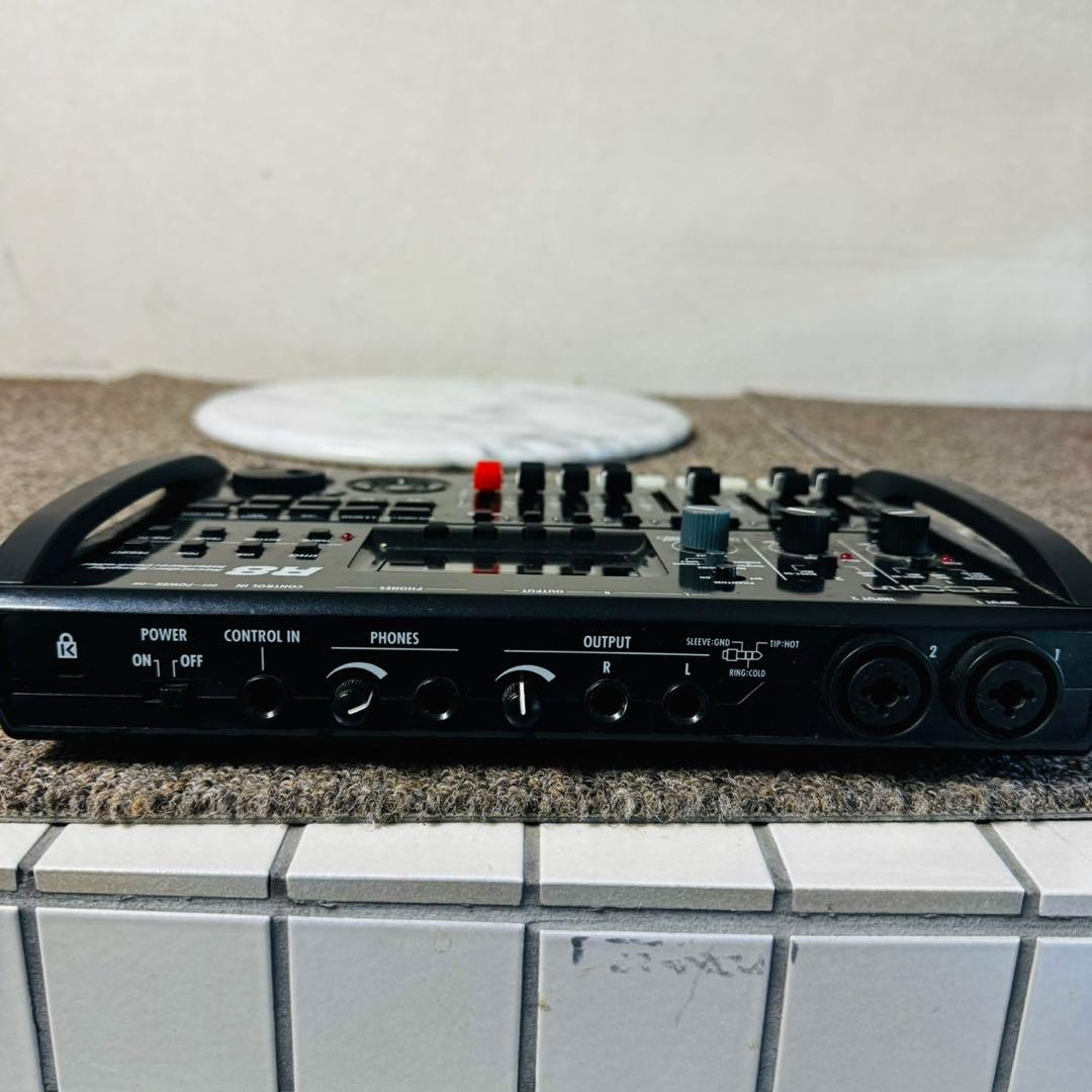 D1早い者勝ち！ZOOM R8マルチトラックレコーダー 8トラック同時再生✨