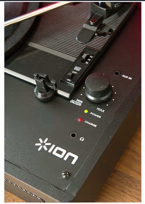 【新品未開封】ION Audioレコードプレーヤー Vinyl Motion