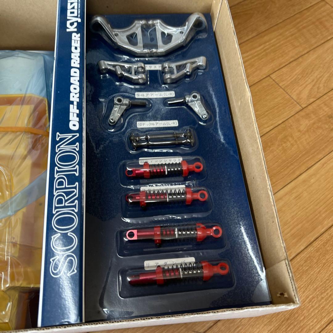 希少 京商 スコーピオン 当時物 未組立