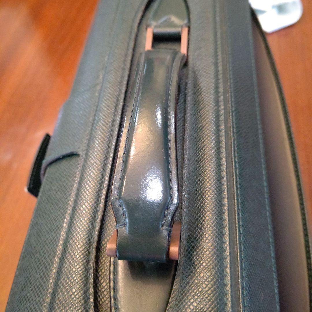 Louis Vuitton エピレザー キャリーケース グリーン