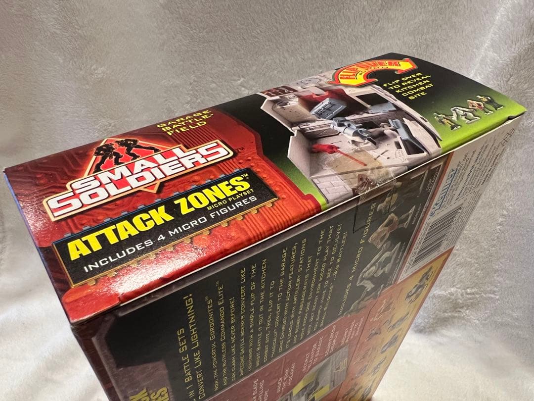 【新品】 SMALLSOLDIERS FLIP OVER