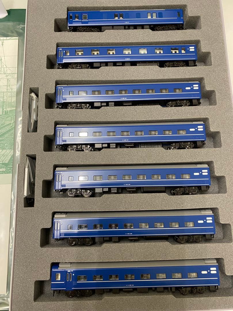 KATO 24系25形　寝台特急「富士」7両基本+7両増結　おまけ3両 17両