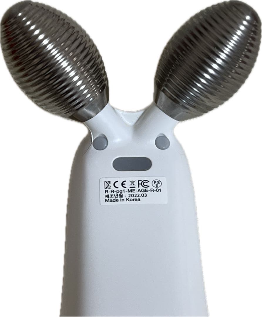 AGE-R DERMA EMS SHOT メディキューブ　美顔器