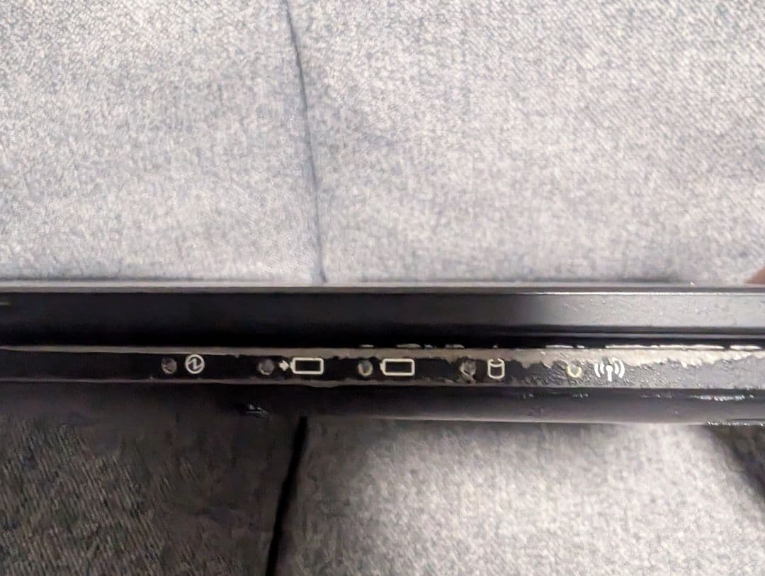 Windowsノート本体 FUJITSU LIFEBOOK UH90/C3