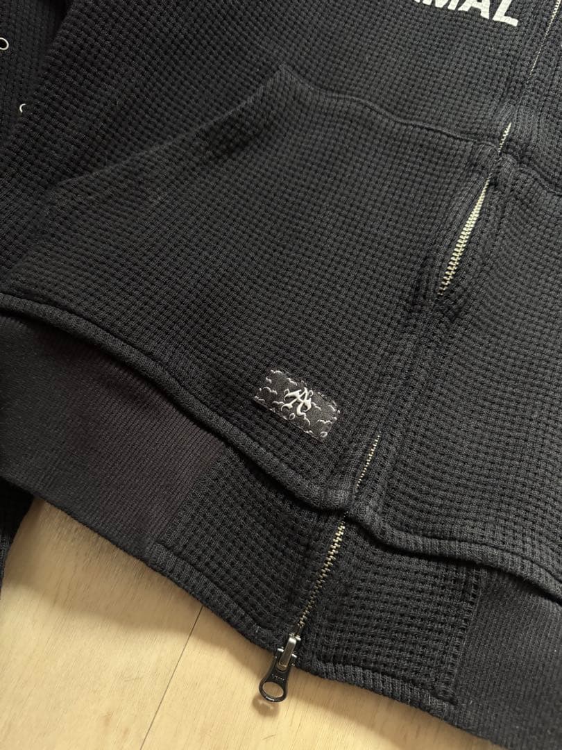 ANTIMID ZIP HODIEアンチミッド サーマルハトメジップパーカー