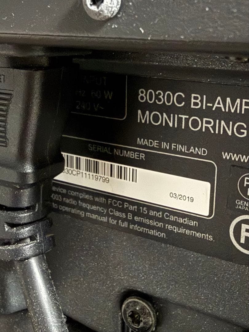 GENELEC 8030Cペア　美品中古　ワンオーナー品　11/30まで出品