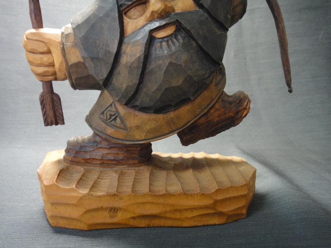 川上 哲 （さとる）作　アイヌ コロポックル 木彫り 彫刻　藤戸竹喜 に師事